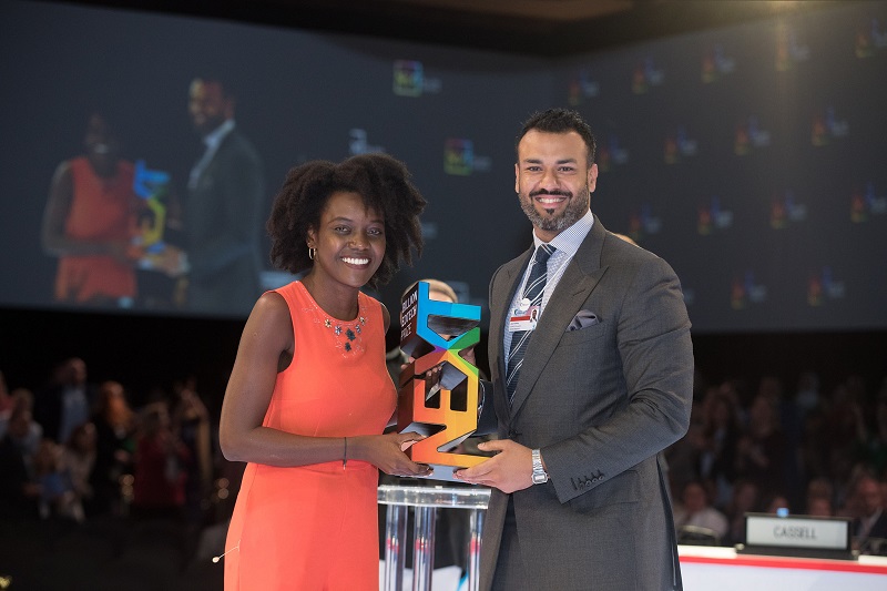 Doreen Kessy, Chief Business Officer of Ubongo receiving the Next Billion Edtech Prize trophy from Jay Varkey at GESF 2019 in Dubai