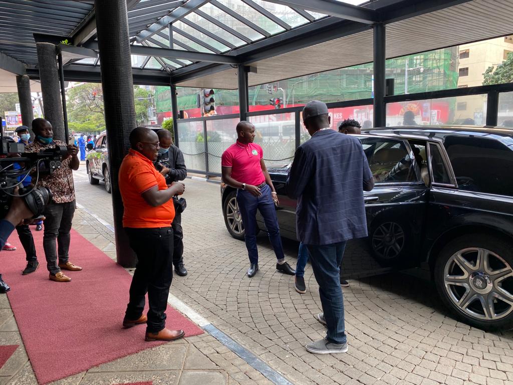 Odibets gifts Ferdinand Omanyala brand new car