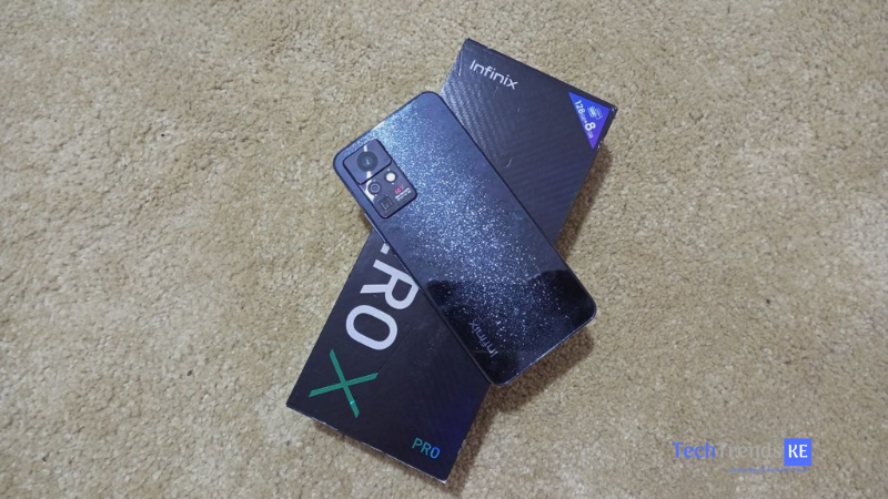 Infinix ZERO X Pro Unboxing (4)