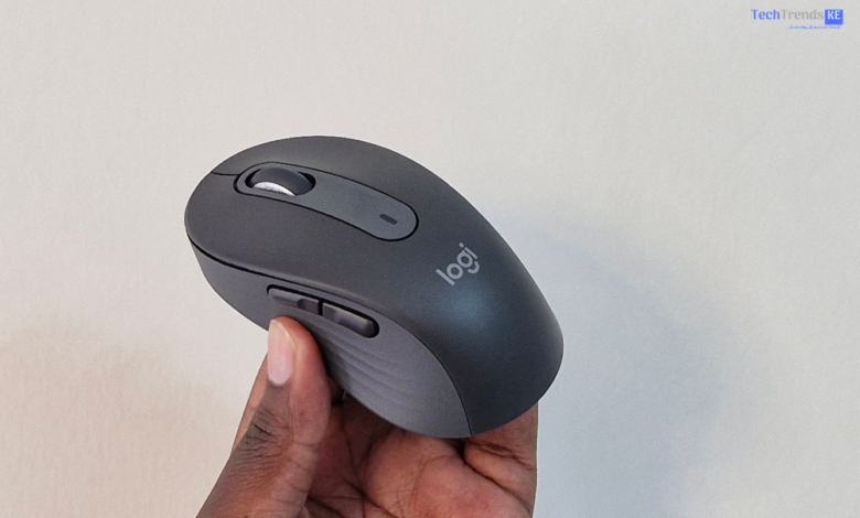 Logitech Signature M650 mouse