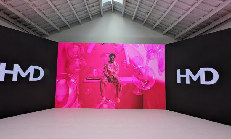 Discovering the Refreshed HMD Experience