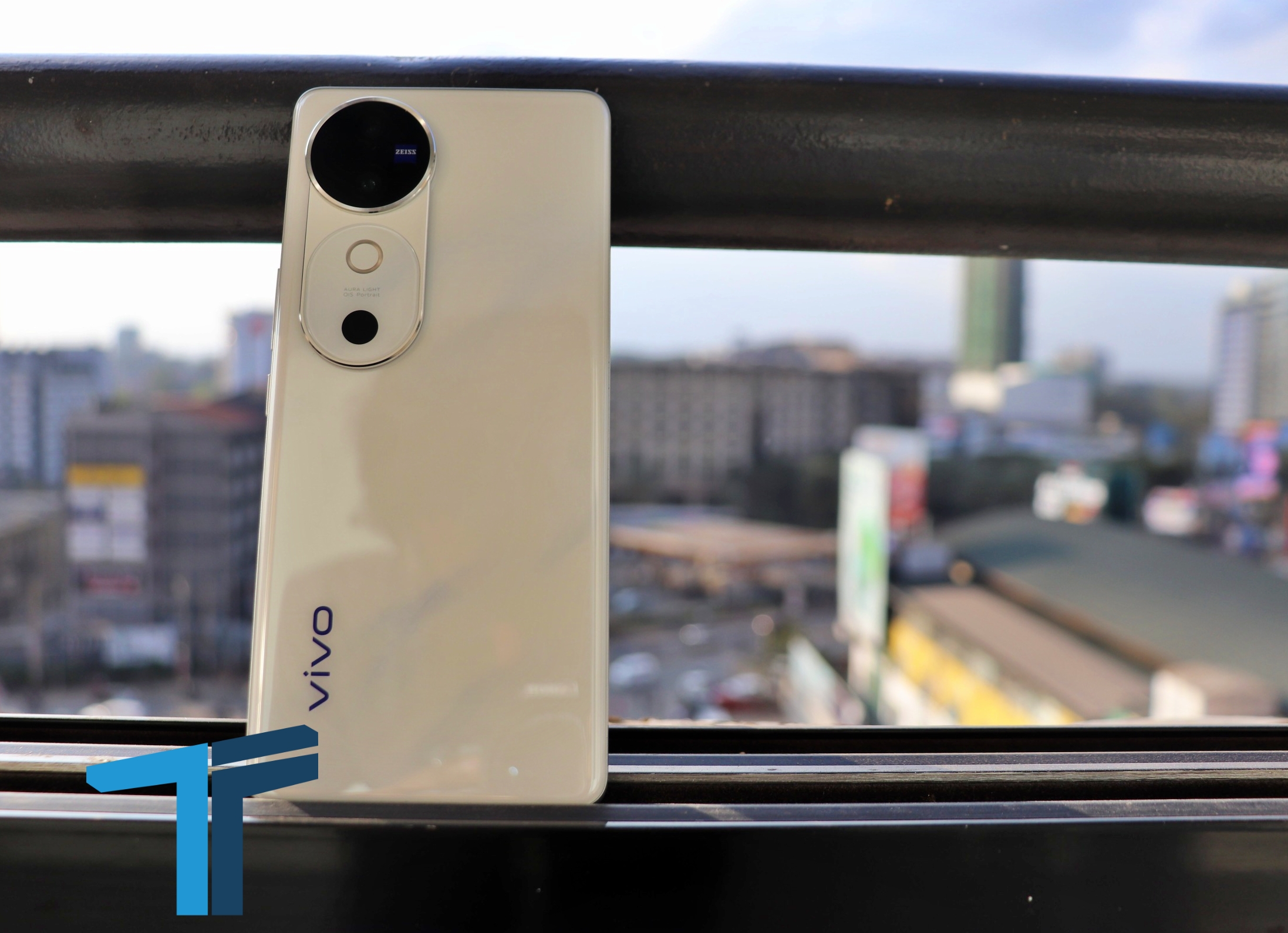 Vivo V40 Kenya