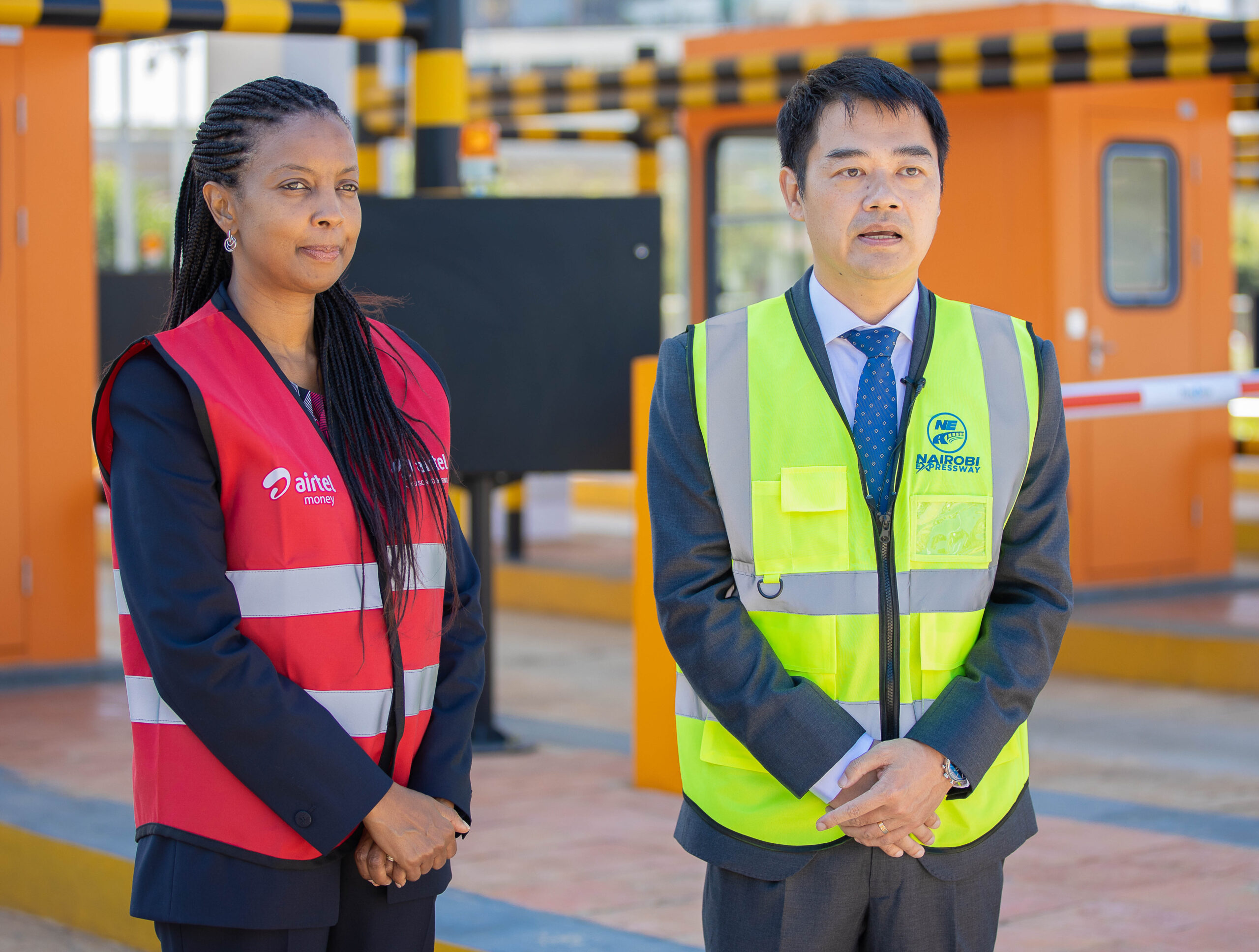 Airtel Money Kenya Managing Director Anne Kinuthia Otieno alongside Moja Expressway Company CEO Steve Zhao at the official announcement of Airtel Money’s partnership with Moja Expressway Company.