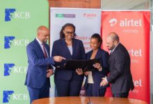 KCB Bank and Airtel Money executives during the signing of a partnership that allows Airtel Money customers to deposit and withdraw cash at over 22,000 KCB agents in Kenya.
