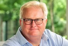 Hans van Linschoten: Small, Smaller, Smallest