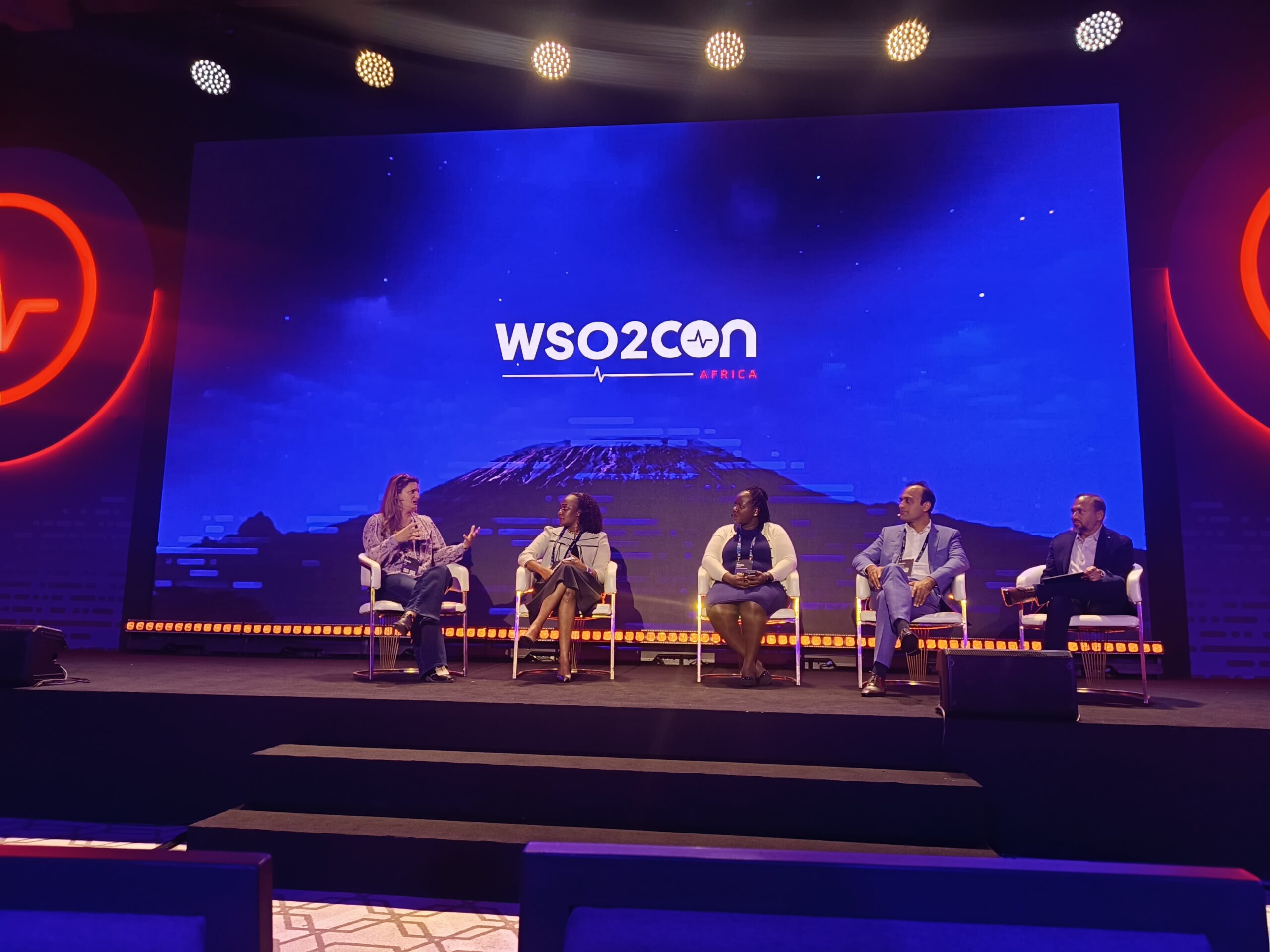 Panelists Dr. Rania Khalaf, Janey Nakato, Susan Odhiambo, Shahab Nasir, and Asanka Abeysinghe speaking on stage at WSO2Con Africa.